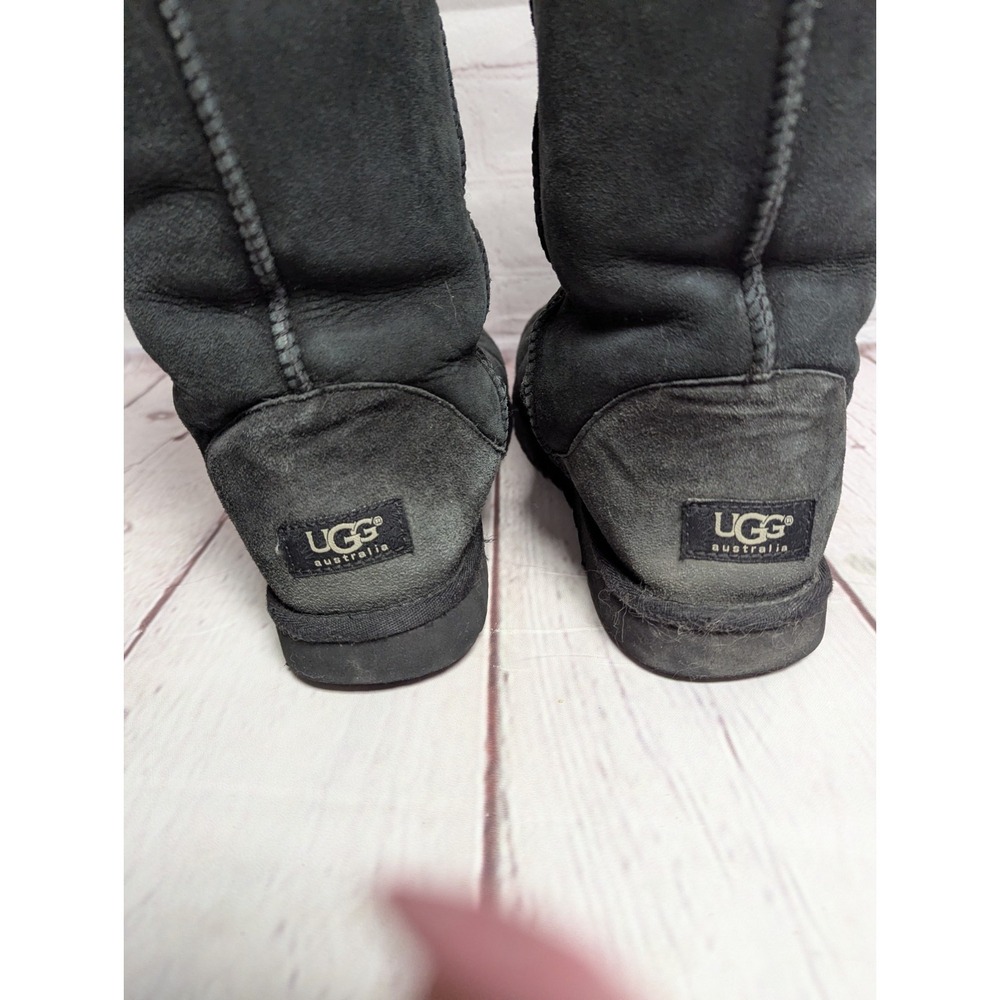 UGG Australia Women's 5815 Classic Black Suede Sheepskin Winter Boots Size 9 - Picture 5 of 9